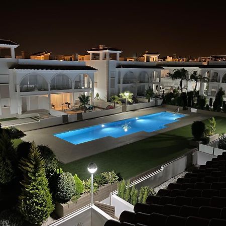 Fortuna Penthouse With Roof Terrace, Ac And Pool 罗雅勒斯 外观 照片