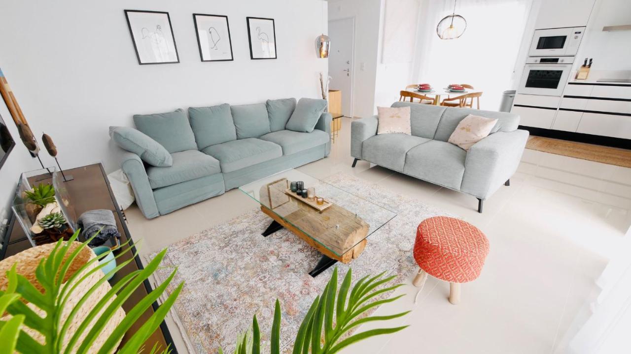 Fortuna Penthouse With Roof Terrace, Ac And Pool 罗雅勒斯 外观 照片