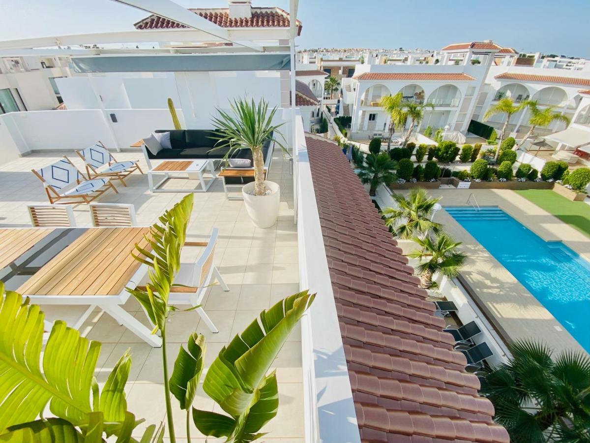 Fortuna Penthouse With Roof Terrace, Ac And Pool 罗雅勒斯 外观 照片