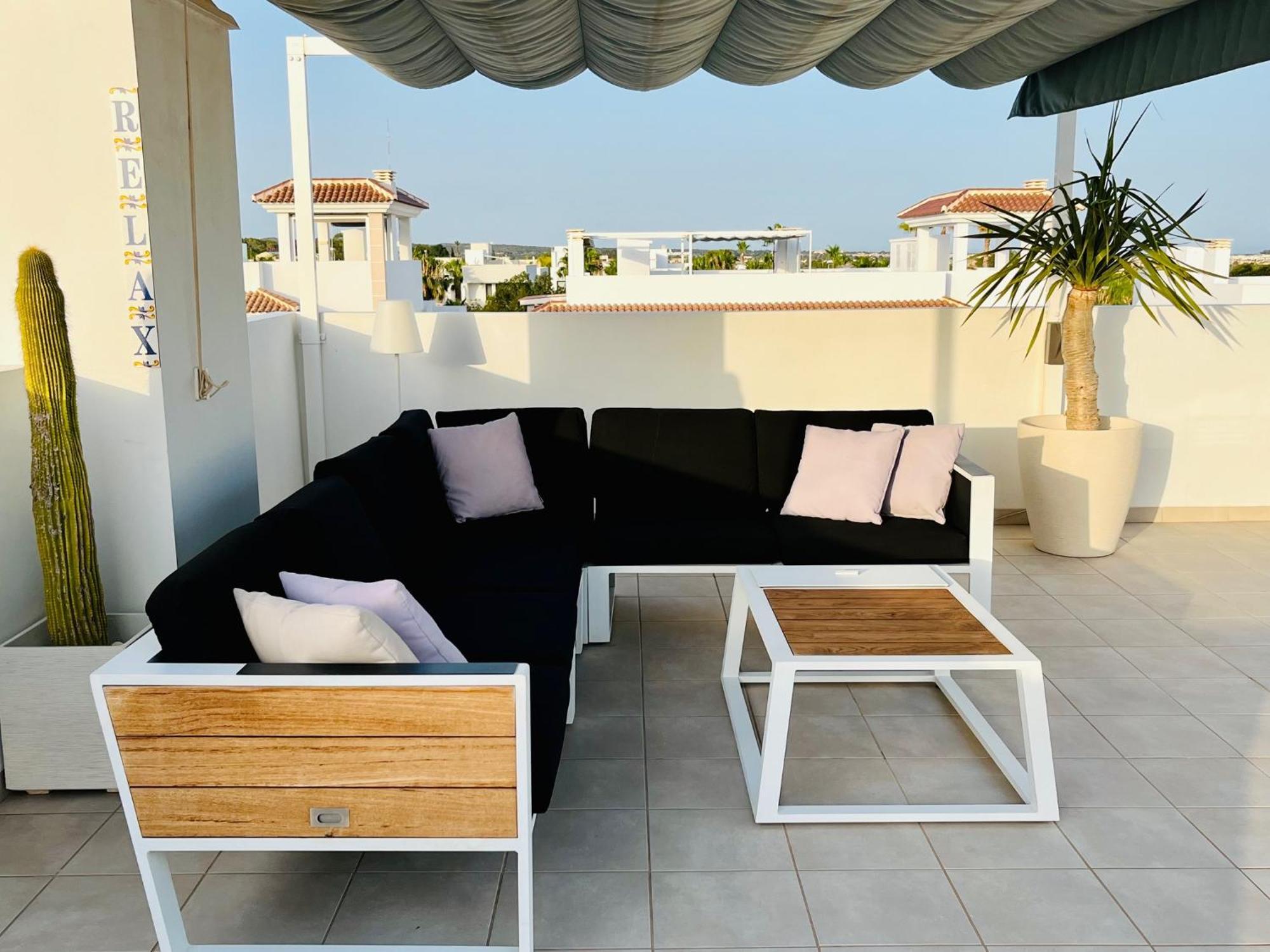 Fortuna Penthouse With Roof Terrace, Ac And Pool 罗雅勒斯 外观 照片